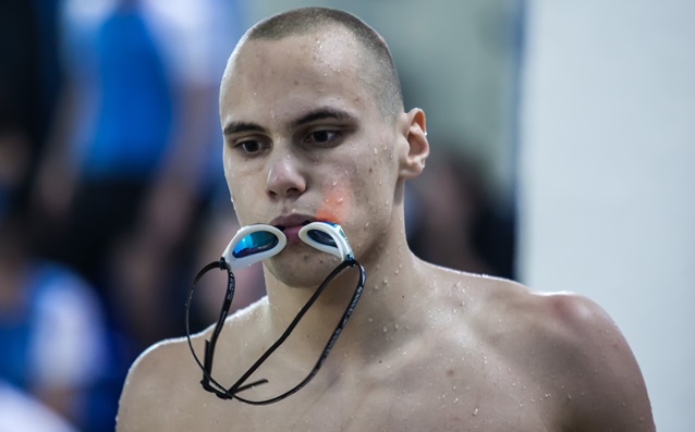 Най добрият български плувец Антъни Иванов открива състезателната година с участие