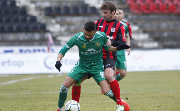 Измъчена, но ценна победа за Локо Сф на старта във Втора лига