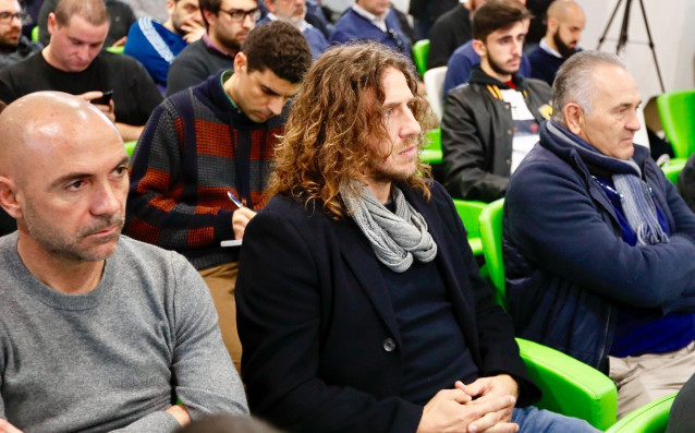 Бившият бранител на Барселона Карлес Пуйол апелира за търпение към