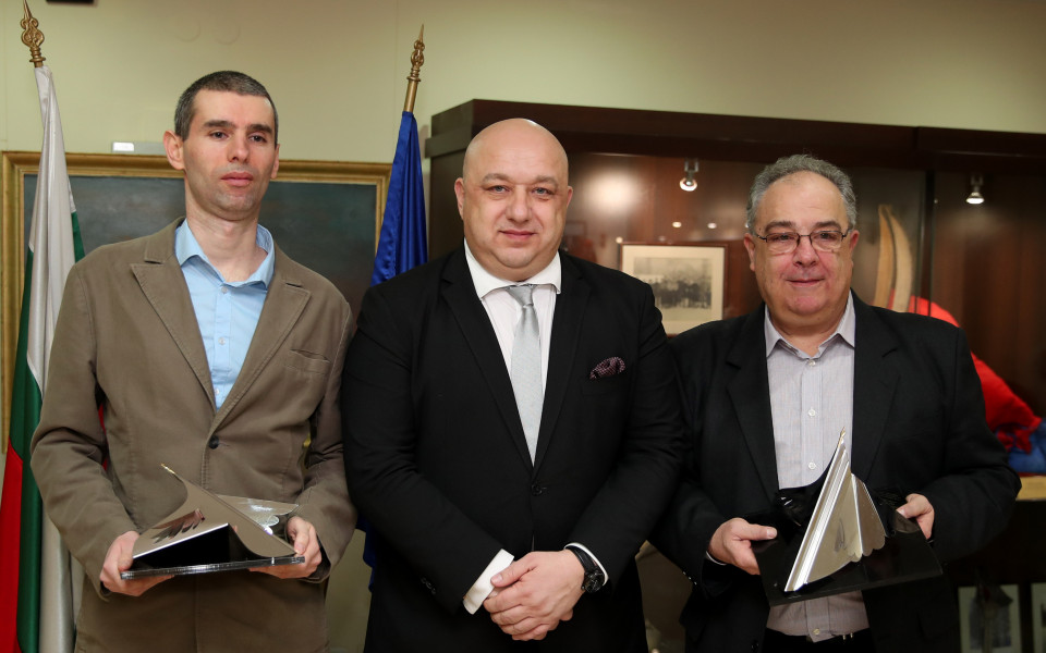 Огнян Георгиев и Петър Василев са носителите на наградата „Люпи и Мичмана“