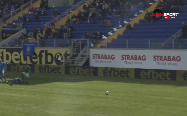 Двама от футболистите на Берое няма да са на линия