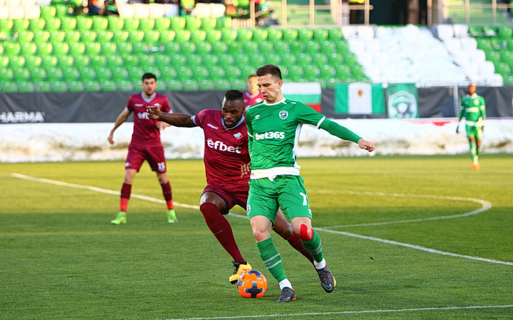 Куп пропуски и спорна дузпа белязаха Лудогорец - Септември