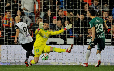 Валенсия се затвърди в челното каре след успех над Бетис