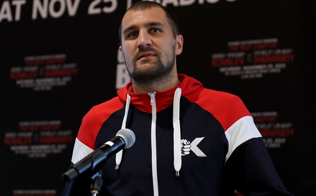 Шампионът на Световната боксова организация (WBO) в лека-тежка категория Сергей