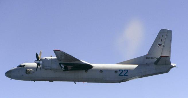 Tранспортен самолет Ан 26 се разби при кацане във военновъздушна база
