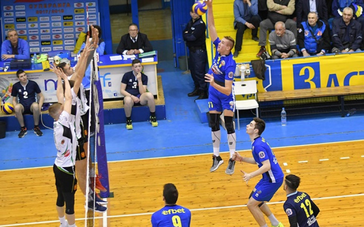 Монтана е първият полуфиналист във волейболната Суперлига