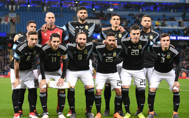 Аржентина спечели с 2 0 контролата срещу Италия която се игра
