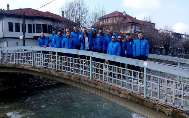 Баскетболистите на Академик Бултекс 99 разгледаха забележителностите на косовския град