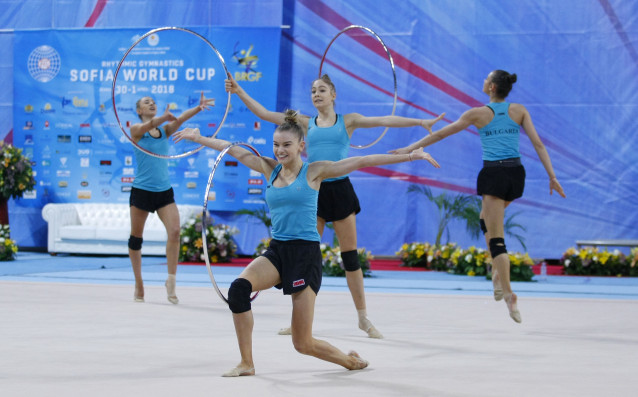 Броени часове остават до началото на Световната купа по художествена