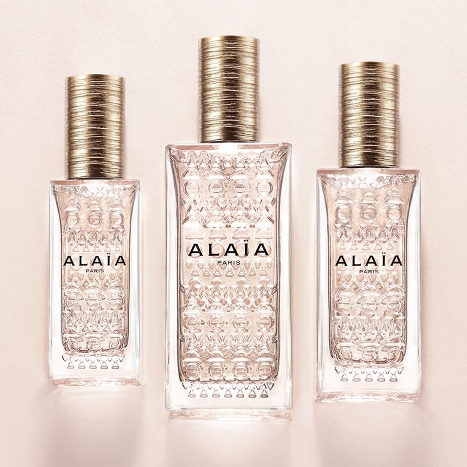  Alaia 