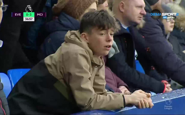 Манчестър Сити прави каквото си поиска в мача с Евертън