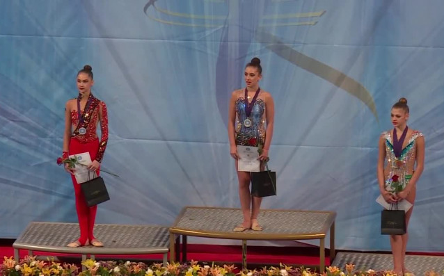 Химнът на България прозвуча два пъти и в неделния ден