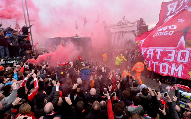 Полицията почна разследване на обстрела на рейса на Сити
