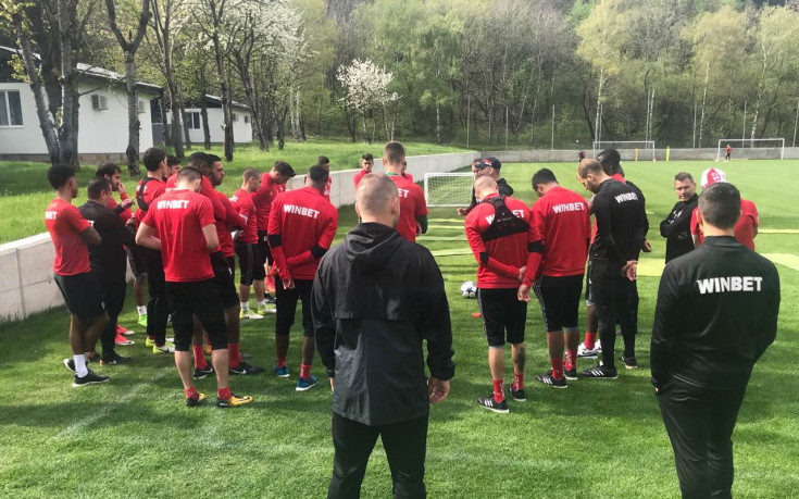 Няма време за празненства, ЦСКА се готви за дерби