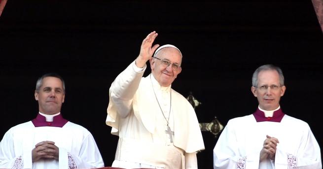Емануеле малко момче от Рим успя да изненада папа Франциск