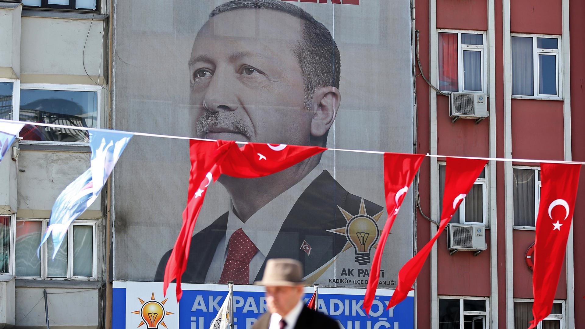 Над 60 на сто от турците искат предсрочни избори показва