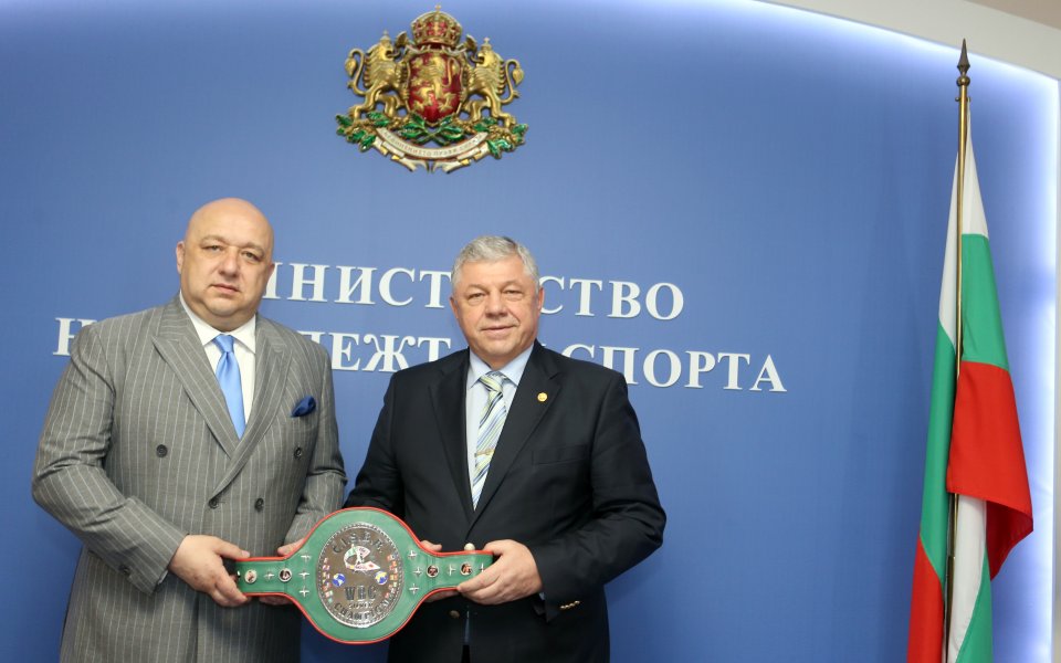 Кралев се срещна с член на УС на Световния боксов съвет (WBC)