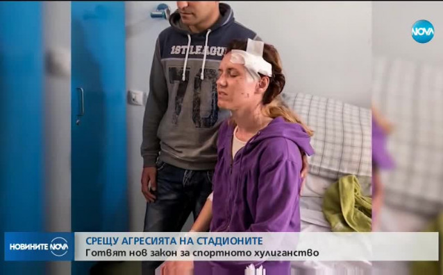 Вътрешният министър Валентин Радев посети в болницата пострадалата полицайки след