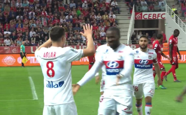 Лион разби Дижон като гост с 5 2 в двубой