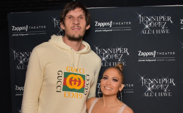 Гигант от НБА се щракна с Дженифър Лопес