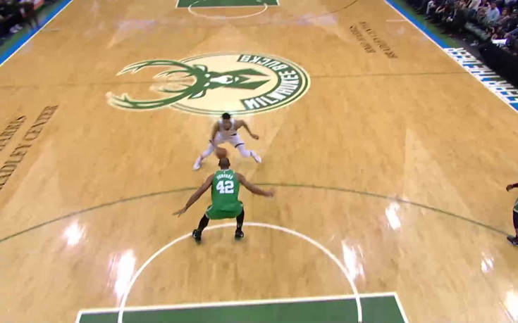 Милуоки изравни резултата в осминафиналната серия на Бостън