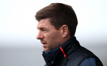 Стиви Джи фаворит да поеме Глазгоу Рейнджърс