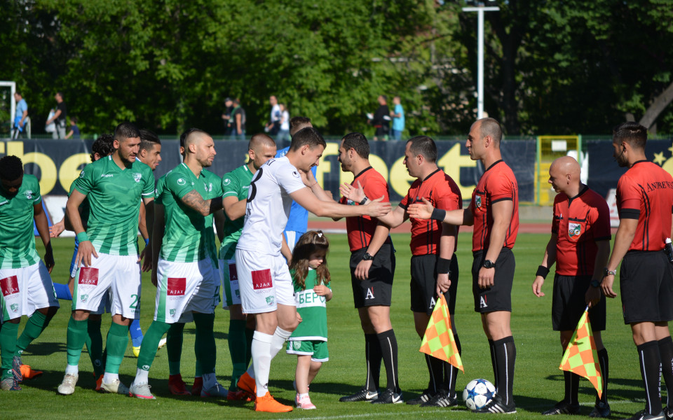 Берое Левски в снимки БГ Футбол Първа лига Gong.bg