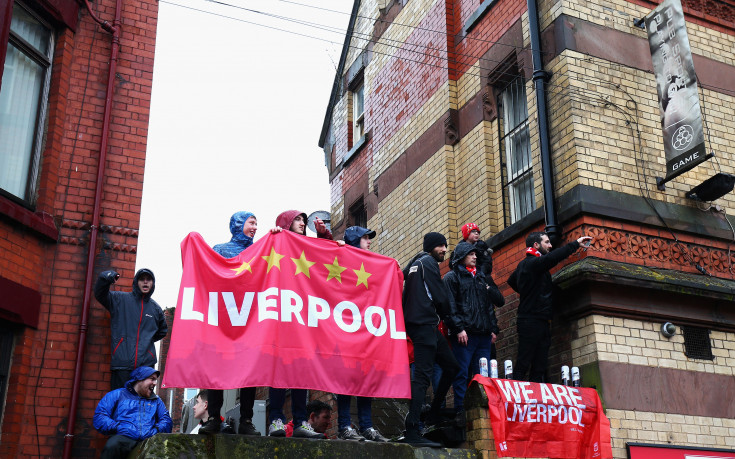 Започна се! Фен на Ливърпул „атакуван с метален прът“ в Рим