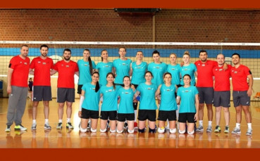 Волейболистките паднаха от Сърбия в първата проверка