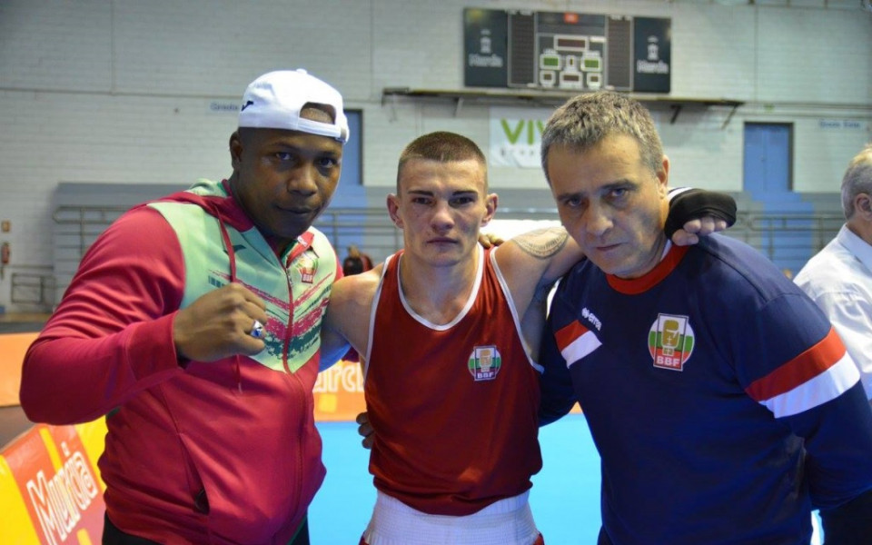 Боксьорът Кирил Русинов стигна финал в Мурсия
