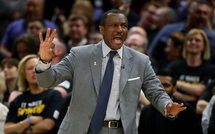 Торонто остана без треньор след отпадането от плейофите