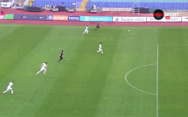 Локомотив Пловдив води с 1 0 на Славия в реванша