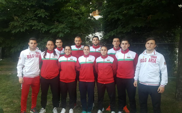 Женският национален отбор по карате постигна изключителен успех на 53 ото