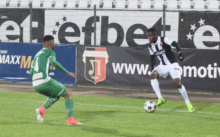 Защитник на Локо Пд ще се доказва срещу Атлетико Мадрид