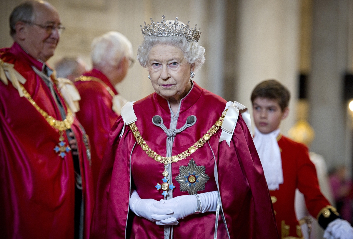 През 2012 година кралица Елизабет II празнува 60 години от възкачването си на трона. 