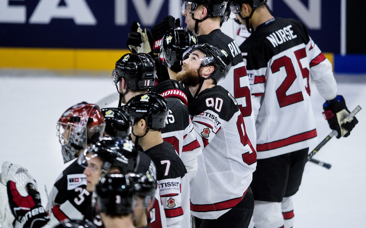 Канада отстрани Русия на световните финали по хокей