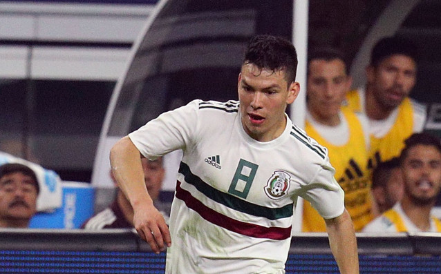 Крилото на ПСВ Айндховен Ървинг Лосано попада в трансферните планове