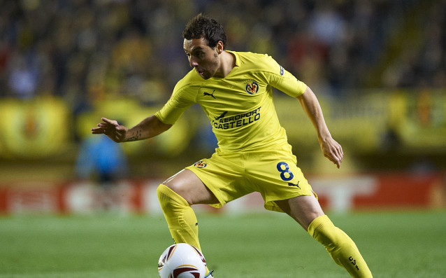 Бившият футболист на Арсенал Санти Касорла ще започне подготовка с