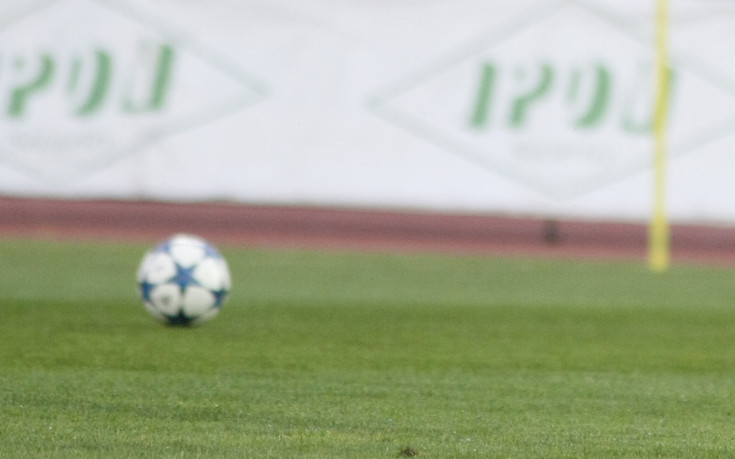 Мистерия! Преместиха мач в единственото първенство в Европа, където има футбол