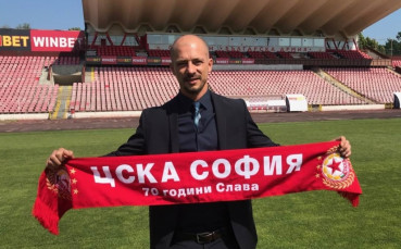 ЦСКА представи Ел Маестро и обяви раздяла с петима