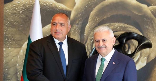 Турският и българският премиери си обещаха съживяване на историческия Път