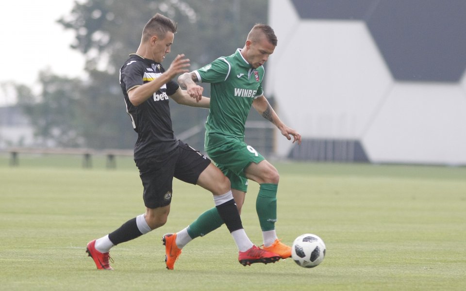 Ботев Враца приема Славия в първи плейофен мач между двата