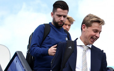 Двоен празник за Де Йонг