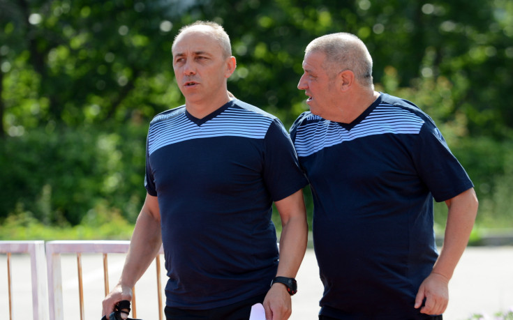 Черно море тренира без четирима