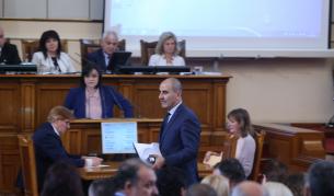 Парламентът реши за правителството на Борисов