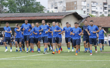 Левски представя отбора преди контролата с Олександрия