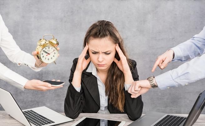 Топ 5 източници на стрес в офиса (СНИМКИ)