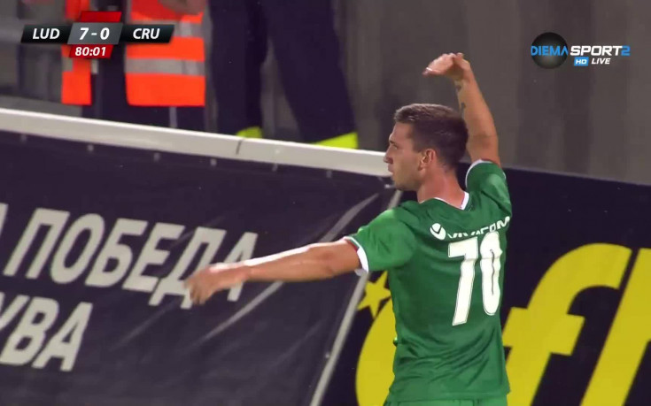 Лудогорец вкара седми на Крусейдърс, Швиерчок с хеттрик