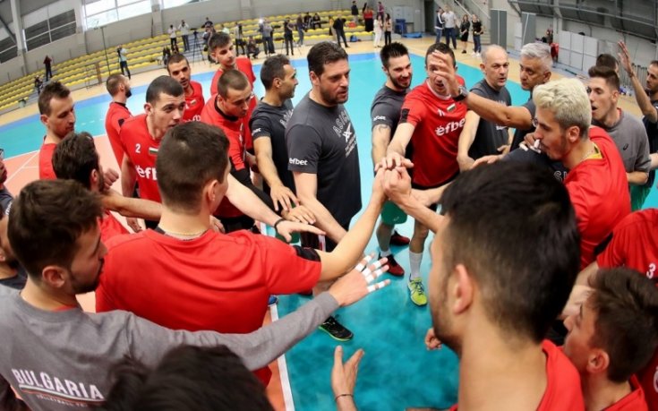 Волейболните национали с открита тренировка в зала “Христо Ботев“