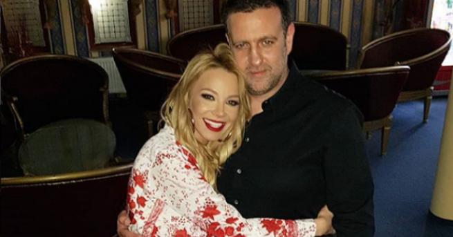 Поп фолк певицата Емилия и приятелят ѝ Жорж Башур сключиха